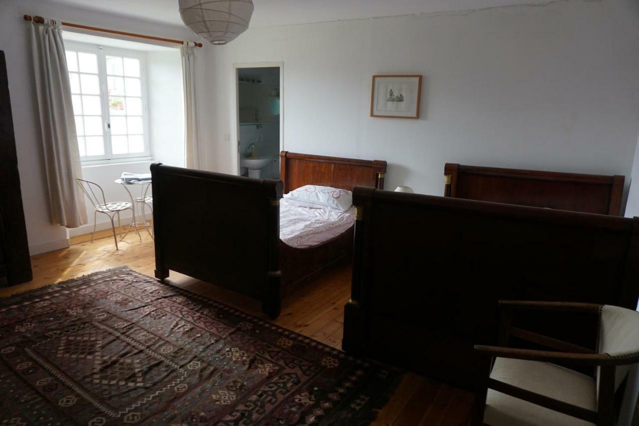 Villa Manoir de la Guerrie à Saint-Patrice-de-Claids Extérieur photo